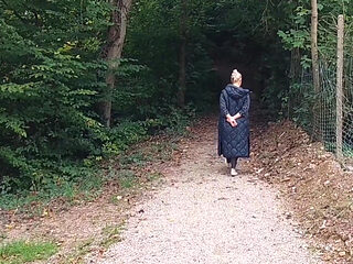 Beautiful Blonde Mature Wife Enjoys Sex in Heels