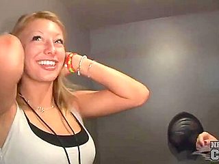 Hood Rat Girls Peeing