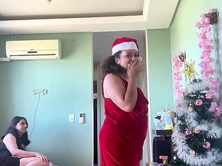 Christmas Cleaning Mouthy Dame Farts in front of Glrlfr...