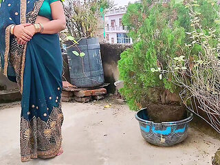 Desi Indian Bhabhi Neighbor Hardcore Fucking with Hindi...