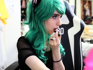 Hot amateur webcam teen masturbates for their fans