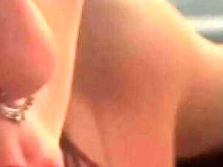 Expert Cock-Sucker Melissa Gives Blowjob While Driving