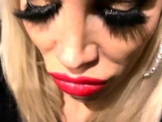 Blonde amateur milf does anal on pov camera 11