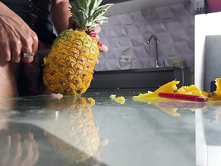 Follando Pina) Fucking Pineapple