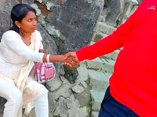 Permi Pooja Indian Bhabhi Big Natural Tits Outdoor Suck...