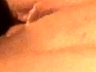 Sexy hottie Anetta Keys enjoys a solo toy masturbation