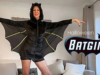 Lara Latex Halloween Costume Solo Masturbation Orgasm -...