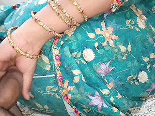 Stepson Sneaks Into Stepmom&#039;s Room For Rough Cream...