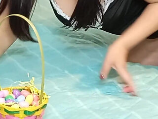 Big Ass BBW Stepmother Dressed as a Bunny to Leave Eggs...