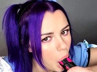 Gorgeous teen girl toying on webcam