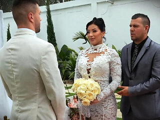 Mariana Martix Fucks Father In Law Before Wedding - Ris...