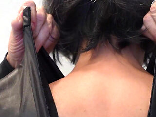 Happy Thanksgiving GILF Neighbor - the Inappropriate Gi...