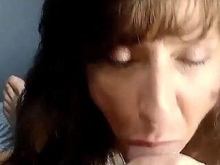 Sexy MILF Marie Passionately Sucking Juicy Finish
