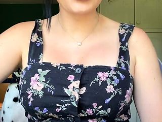 Amateur super hot brunette masturbating 3 mp4