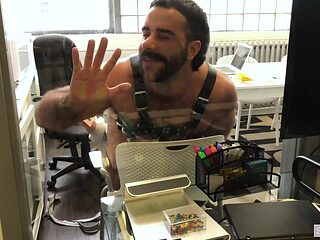 Stuck In LA - SayUncle