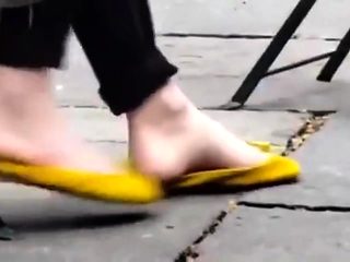 Linsey Dawn solo foot fetish